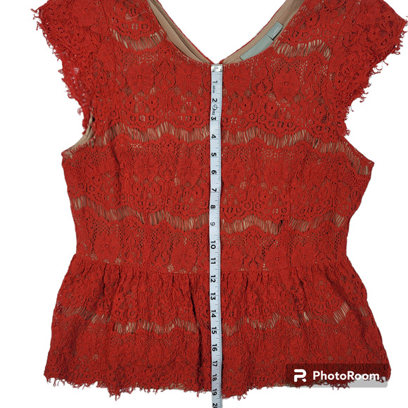 Anthropologie Maeve Lace Overlay Fit & Flare Peplum Top Cap Sleeves Red Size L - Picture 4 of 8